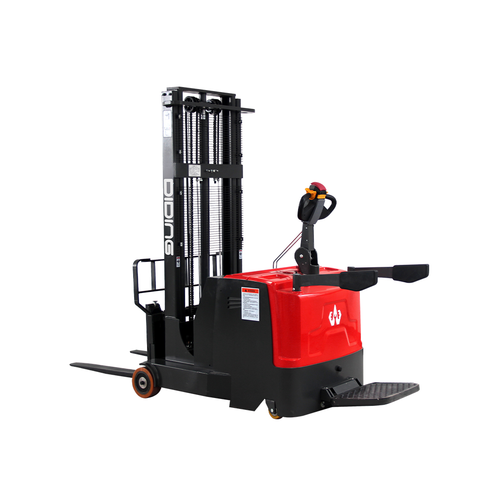 การปล่อยฉุกเฉินของ Electric Pallet Stacker ทำงานอย่างไร และมีมาตรการความปลอดภัยอะไรบ้างเพื่อป้องกันการใช้งานโดยไม่ตั้งใจ